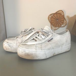 White Platform Supergas
